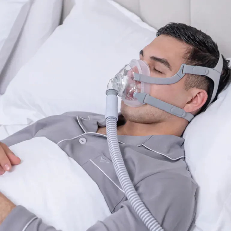 Siesta 2 Full Face Mask On